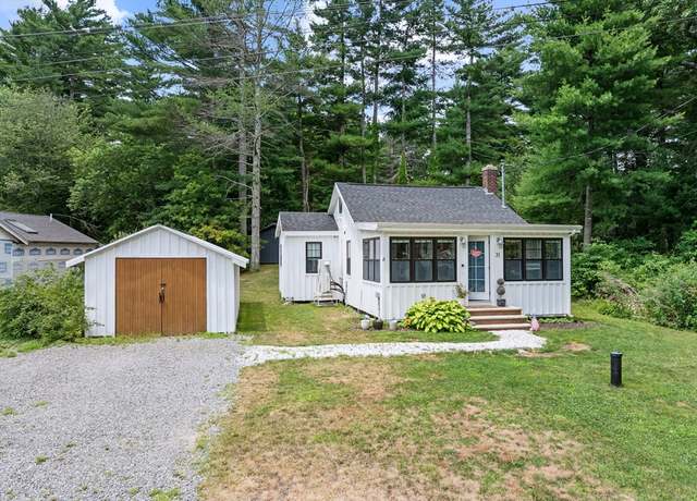Property at 31 Pilgrim Rd, Lakeville, MA 02347, 2 beds, 1 bath