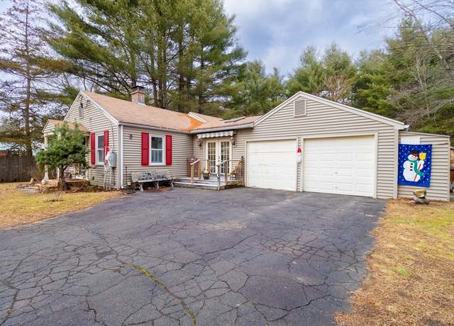 Property at 95 Pearl St, South Hadley, MA 01075, 2 beds, 1 bath
