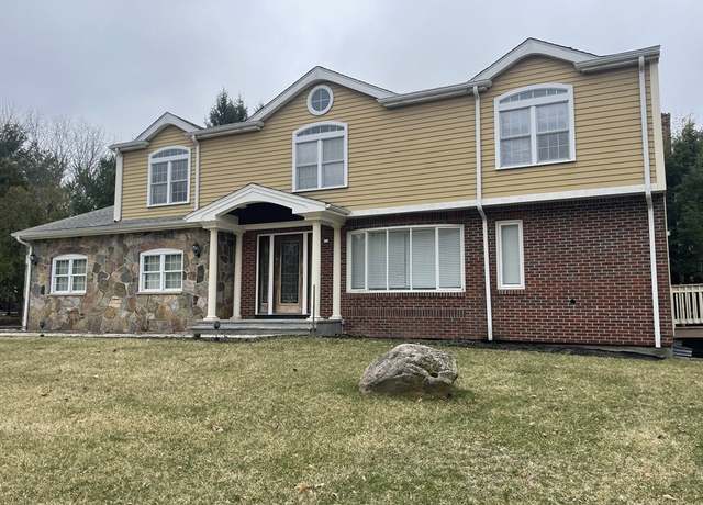 Property at 243 Weatherbee Dr, Westwood, MA 02090, 5 beds, 4 baths