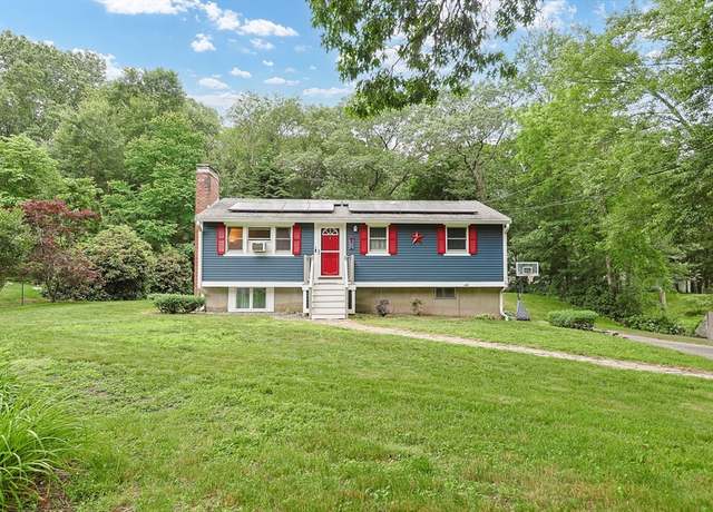 Property at 29 School St, Newbury, MA 01922, 3 beds, 1 bath
