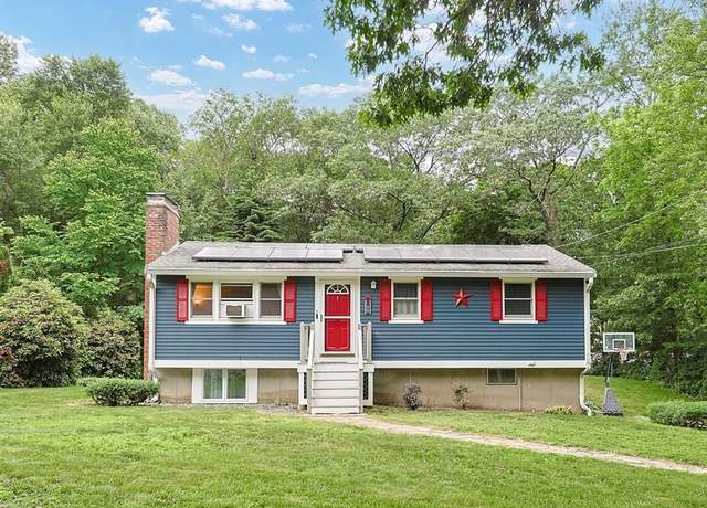 Property at 29 School St, Newbury, MA 01922, 3 beds, 1 bath
