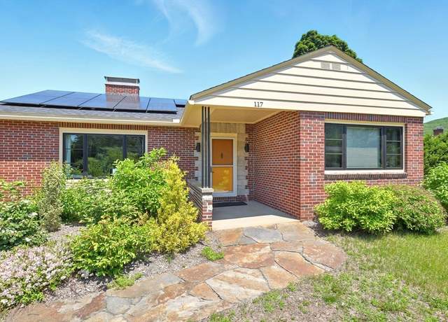 Property at 117 Parsons St, Easthampton, MA 01027, 2 beds, 1.5 baths