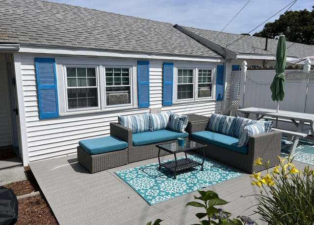 Property at 226 Old Wharf Rd, Dennis, MA 02639, 2 beds, 1 bath