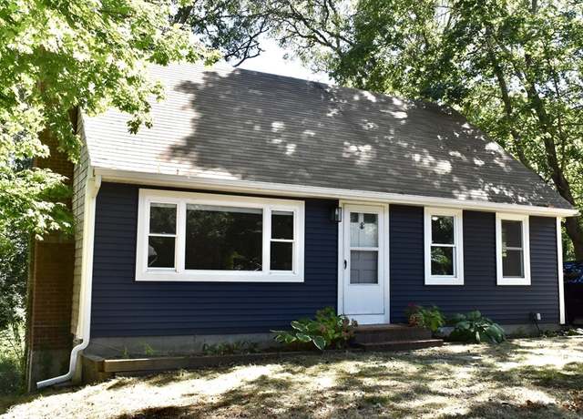 Property at 296 Lincoln Rd, Barnstable, MA 02601, 3 beds, 1 bath