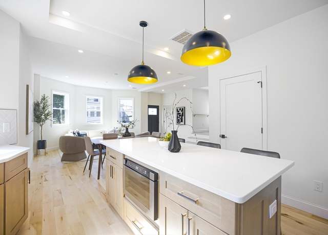 Property at 59 Dartmouth St Unit C, Somerville, MA 02145, 3 beds, 3 baths