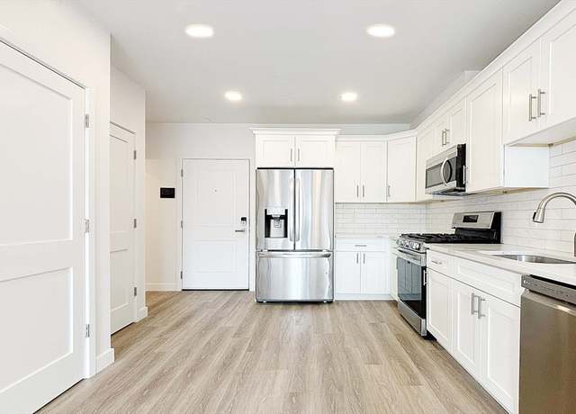 Property at 1133 North Shore Rd #205, Revere, MA 02151, 1 bed, 1 bath