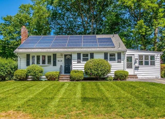 Property at 55 Brown St, Brockton, MA 02301, 3 beds, 1.5 baths