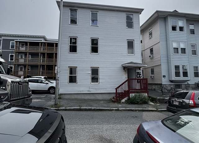 Property at 35 Bowdoin St, Worcester, MA 01609, 6 beds, 3 baths