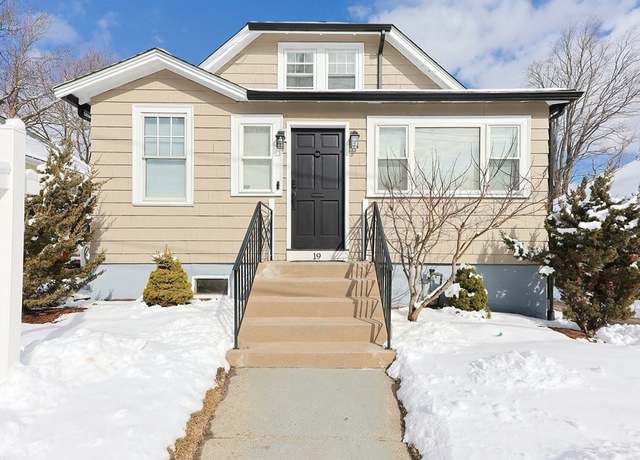 Property at 19 Arlington Rd, Waltham, MA 02453, 3 beds, 3 baths