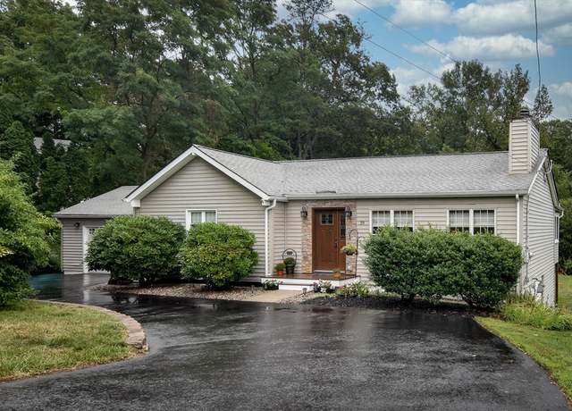 Property at 39 Creeper Hill Rd, Grafton, MA 01536, 3 beds, 1.5 baths