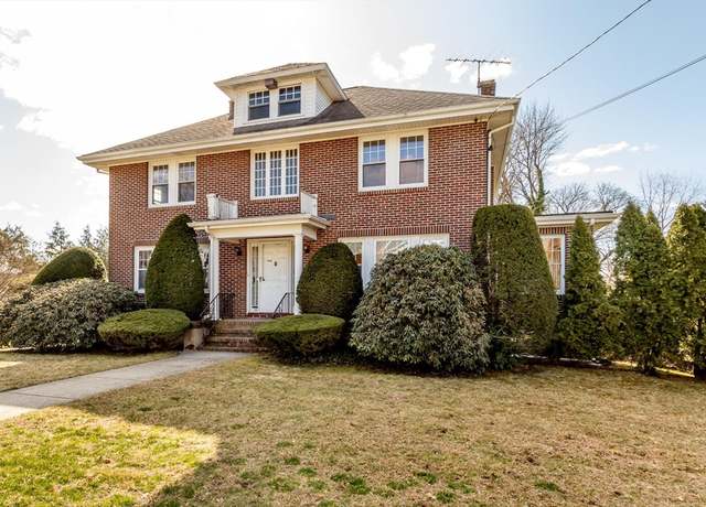 Property at 19 Stoneleigh Rd, Watertown, MA 02472, 4 beds, 2 baths