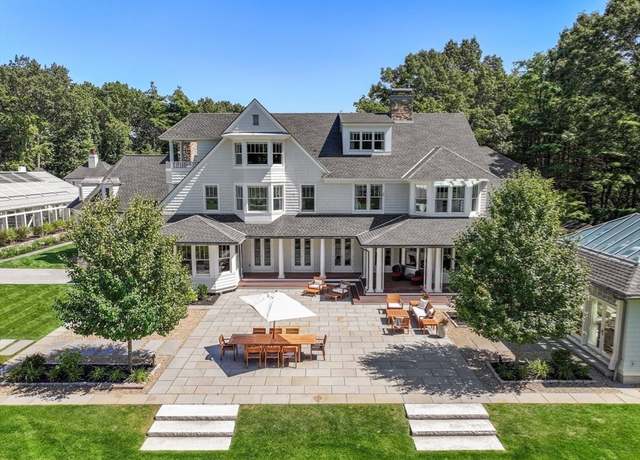Property at 210 Monument Farm Rd, Concord, MA 01742, 7 beds, 8 baths