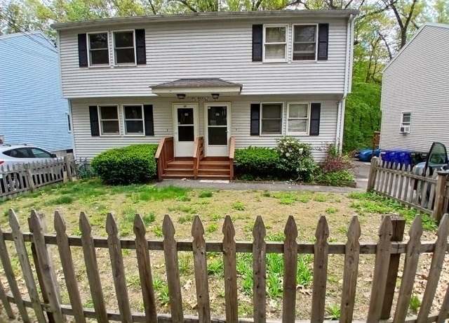 Property at 105-107 Oakwood Ter, Springfield, MA 01109, 4 beds, 2 baths