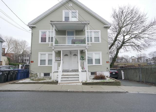 Property at 11 Ropes St, Salem, MA 01970, 8 beds, 4 baths