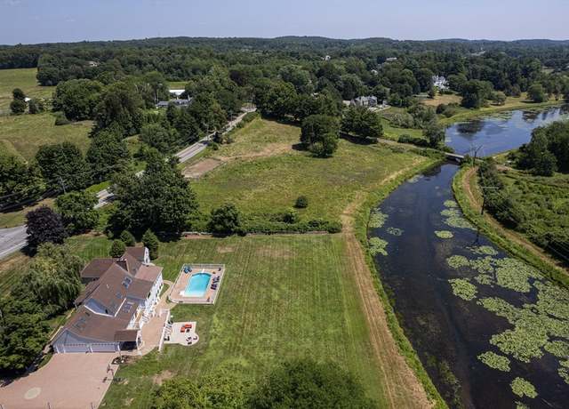 Property at 6 Lynbrook Rd, Southborough, MA 01772, 4 beds, 4.5 baths