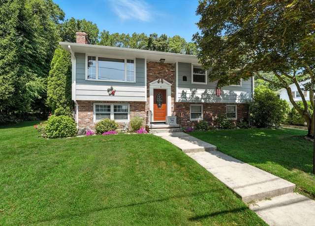 Property at 9 Heritage Cir, Johnston, RI 02919, 3 beds, 1.5 baths