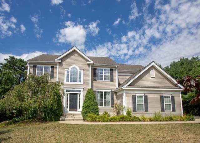 Property at 402 Raymond Rd, Plymouth, MA 02360, 4 beds, 2.5 baths