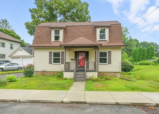 Property at 20 Glover St, Southbridge, MA 01550, 3 beds, 1 bath