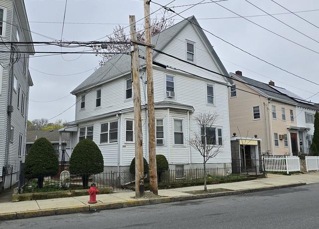 Property at 592 Washington Ave, Chelsea, MA 02150, 5 beds, 1.5 baths