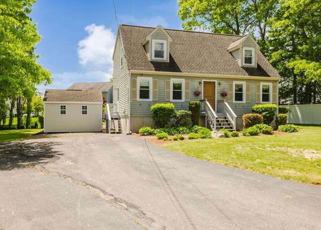 Property at 6 Gentry Ln, Taunton, MA 02780, 3 beds, 1.5 baths