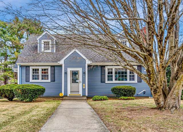 Property at 7 Eastview Rd, Hopkinton, MA 01748, 3 beds, 2.5 baths
