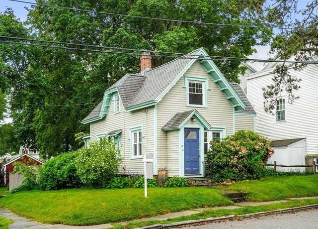 Property at 21 Chapel St #21, Newburyport, MA 01950, 3 beds, 1 bath
