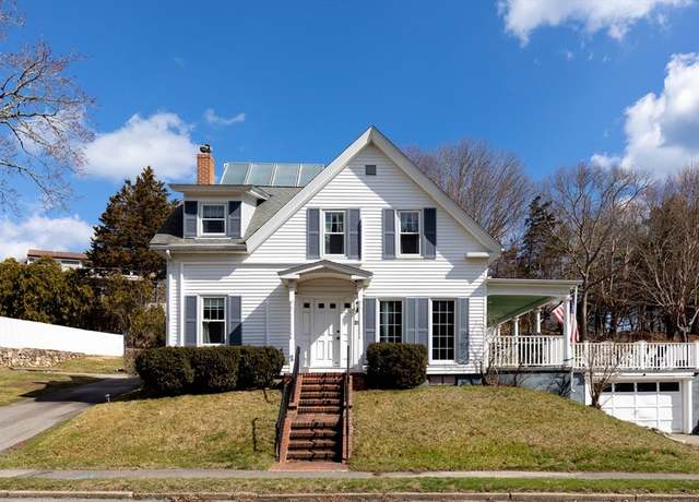 Property at 394 Sandwich St, Plymouth, MA 02360, 4 beds, 2 baths