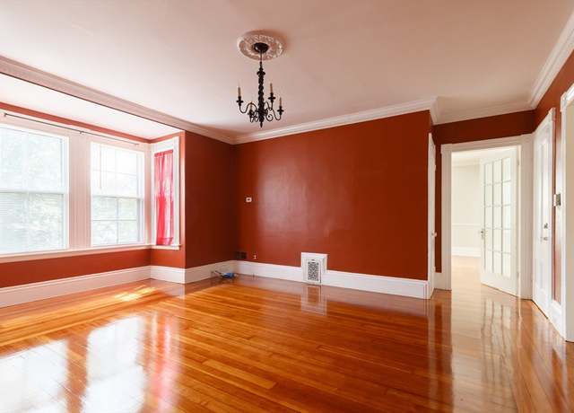 Property at 327 Lafayette St #2, Salem, MA 01970, 3 beds, 1 bath