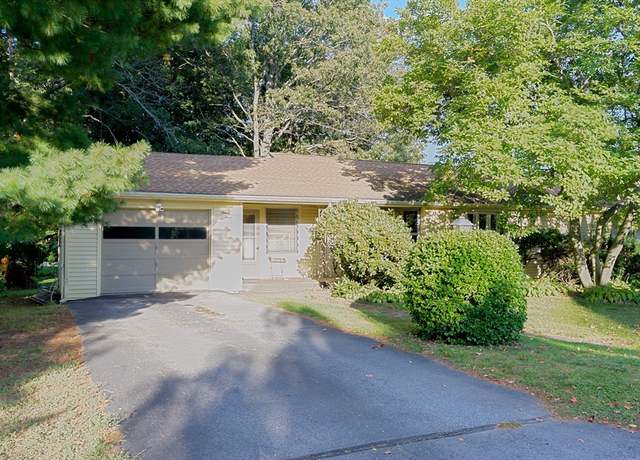 Property at 93 Longmeadow Ave, Worcester, MA 01606, 3 beds, 1 bath