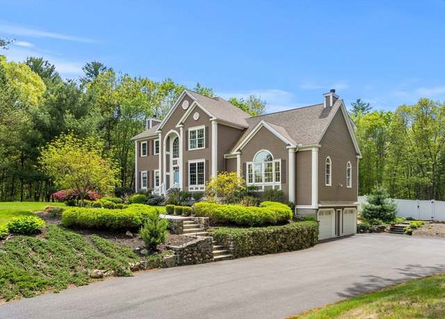 Property at 6 Bishop Ln, Middleton, MA 01949, 4 beds, 2.5 baths