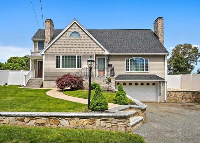 Property at 9 Country Club Rd, Stoneham, MA 02180, 3 beds, 2.5 baths