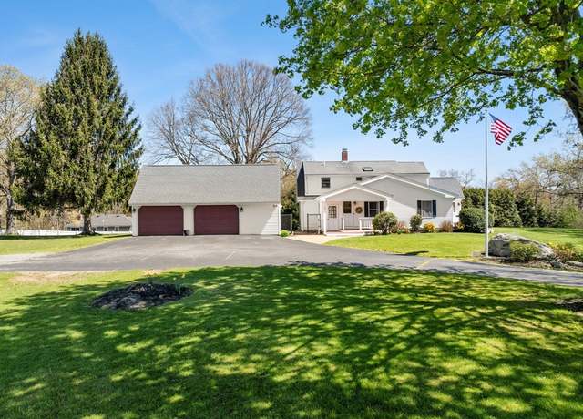 Property at 39 Ice House Rd, Taunton, MA 02780, 3 beds, 2 baths