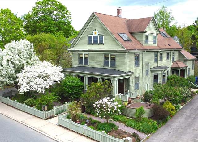 Property at 40 Pond St #2, Jamaica Plain, MA 02130, 3 beds, 3 baths