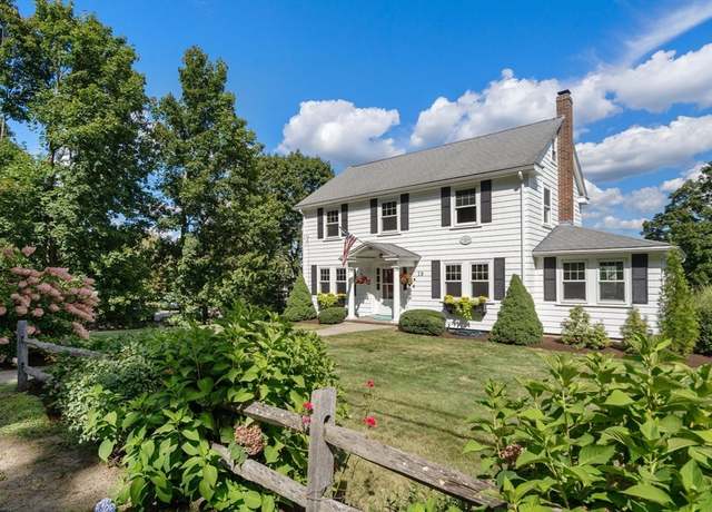 Property at 19 Main St, Dover, MA 02030, 3 beds, 2 baths