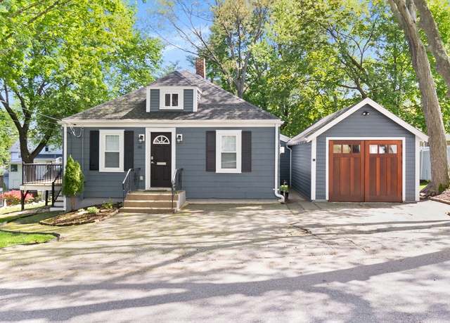 Property at 46 Leonard St, Woburn, MA 01801, 2 beds, 1 bath