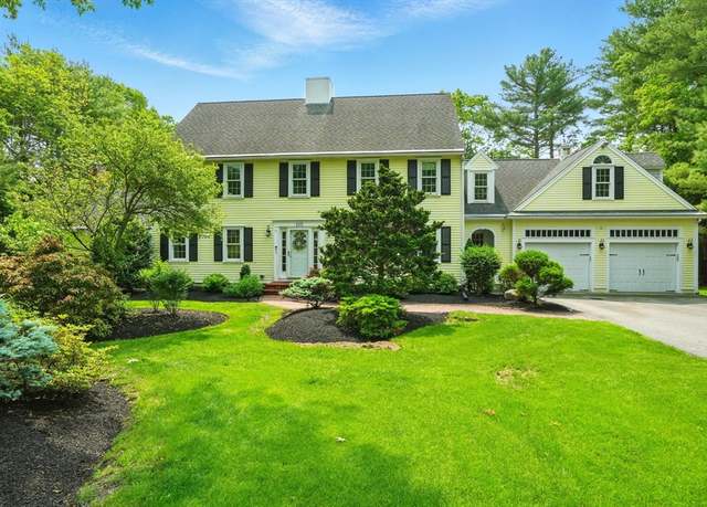 Property at 105 Old Barn Path, Marshfield, MA 02050, 4 beds, 2.5 baths