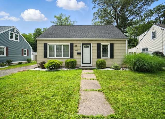 Property at 240 El Paso St, Springfield, MA 01104, 4 beds, 1 bath