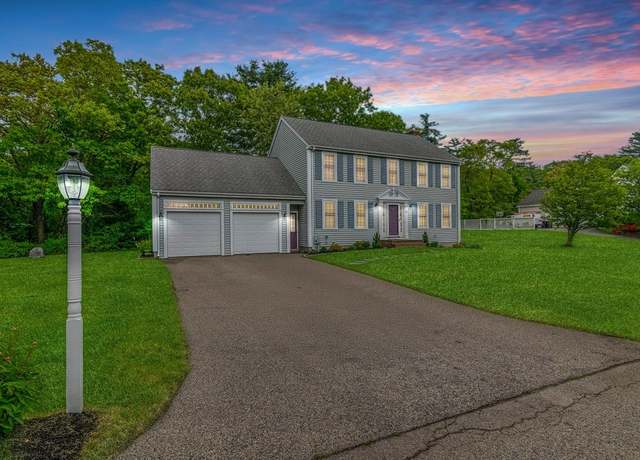 Property at 10 Hanifan Ln, Weymouth, MA 02189, 3 beds, 2.5 baths