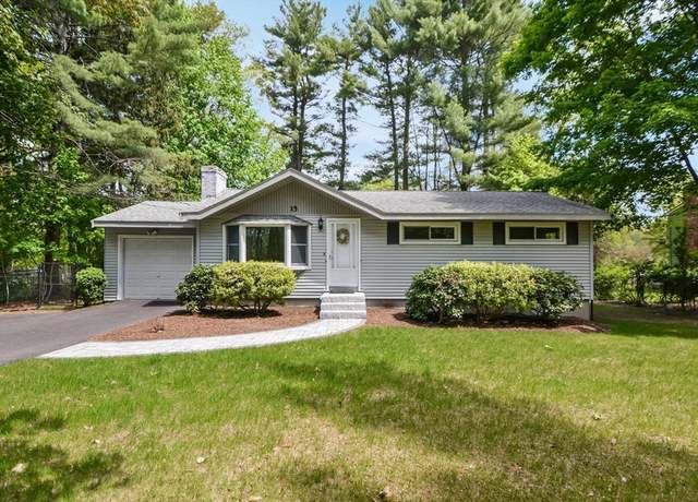 Property at 15 Lakeshore Dr, Norfolk, MA 02056, 3 beds, 1 bath