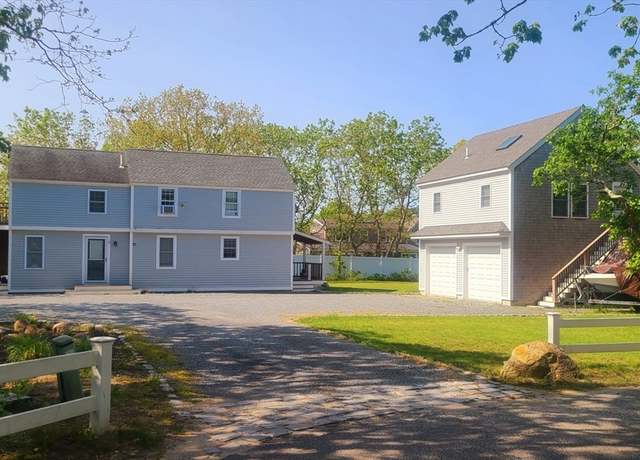 Property at 7 Candle Maker Cir, Edgartown, MA 02539, 3 beds, 3.5 baths