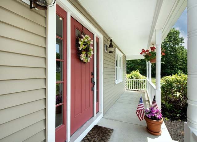 Property at 13 Deer Run Rd, Kingston, MA 02364, 3 beds, 2.5 baths