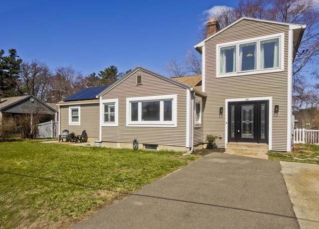 Property at 19 Keddy St, Easthampton, MA 01027, 3 beds, 1.5 baths