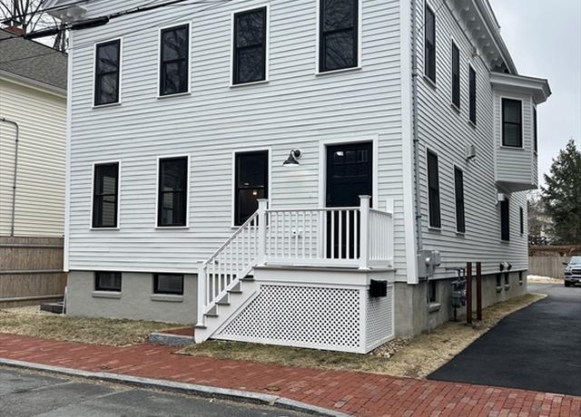 Property at 34 Prospect St #1, Newburyport, MA 01950, 4 beds, 3.5 baths