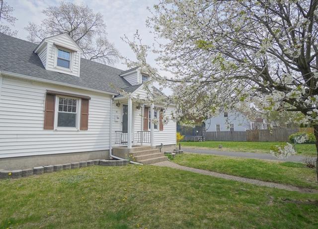 Property at 41 Parallel St, Springfield, MA 01104, 4 beds, 1 bath