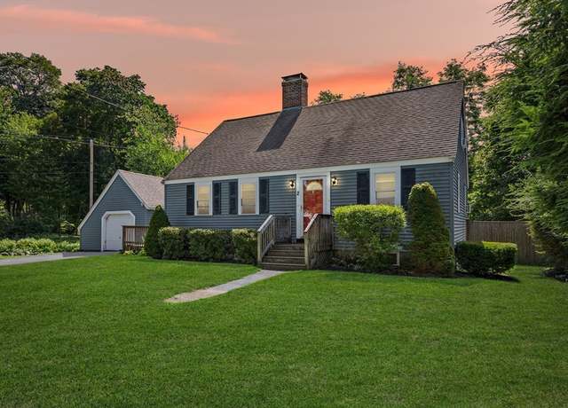 Property at 2 Woodbrier Rd, Topsfield, MA 01983, 4 beds, 2 baths