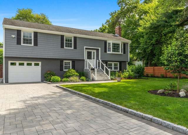 Property at 134 Beacon Hill Blvd, North Andover, MA 01845, 3 beds, 2 baths