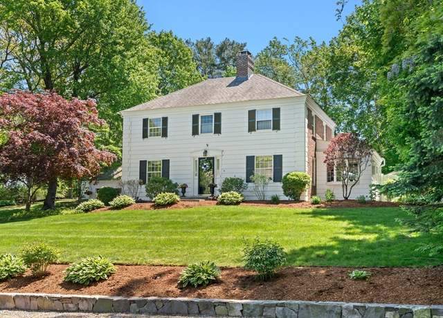 Property at 16 Bailey Ln, Dedham, MA 02026, 3 beds, 2.5 baths