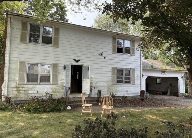 Property at 65 Hendom Dr, Agawam, MA 01030, 4 beds, 1.5 baths