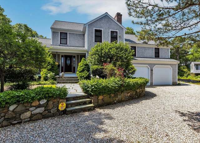 Property at 68 Whippoorwill Cir, Mashpee, MA 02649, 3 beds, 2.5 baths