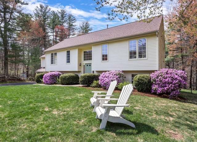 Property at 74 Oxford Dr, Franklin, MA 02038, 3 beds, 2.5 baths
